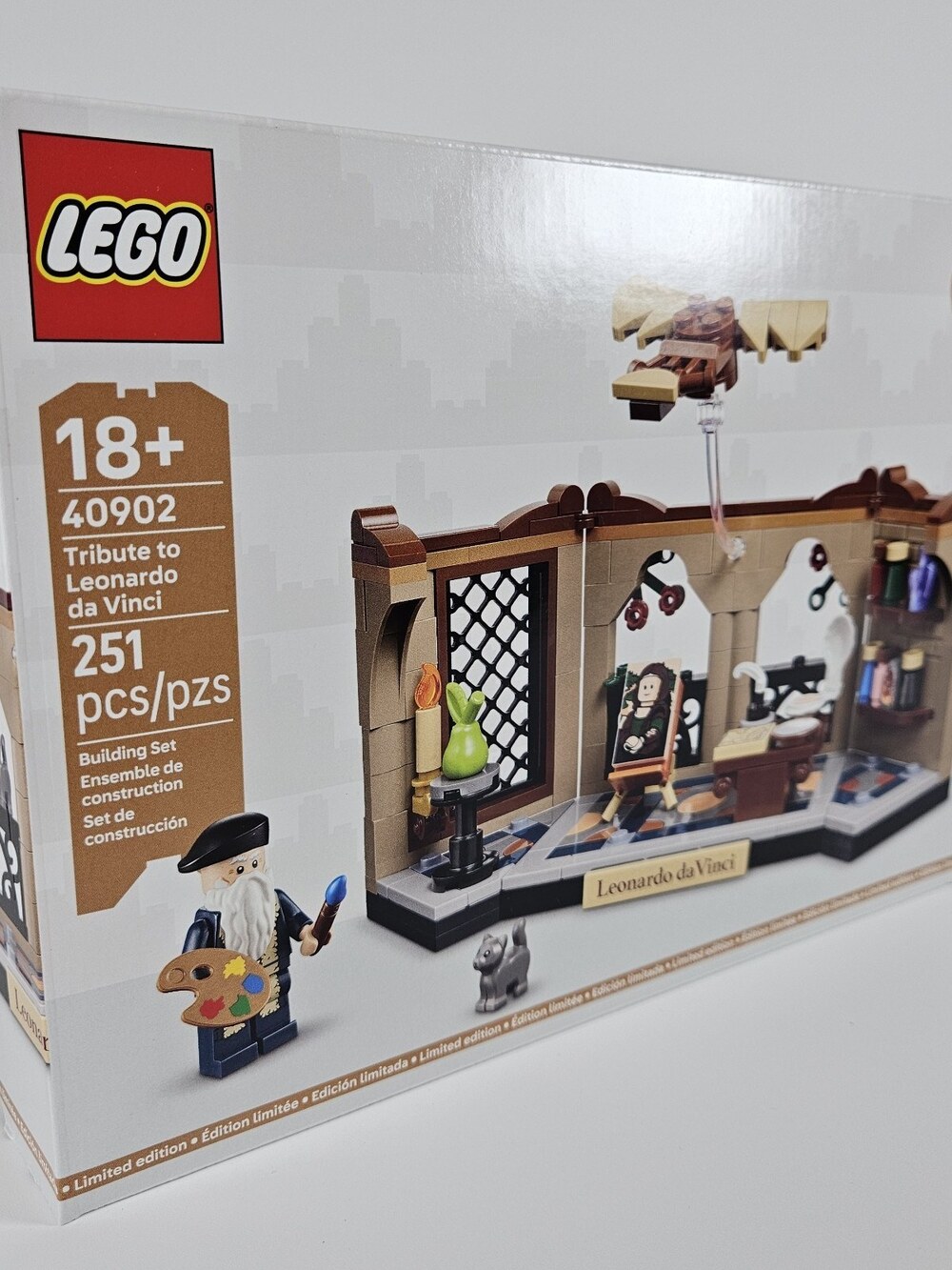 Lego 40902 Tribute To Leonardo da Vinci 251 Pieces New In Box